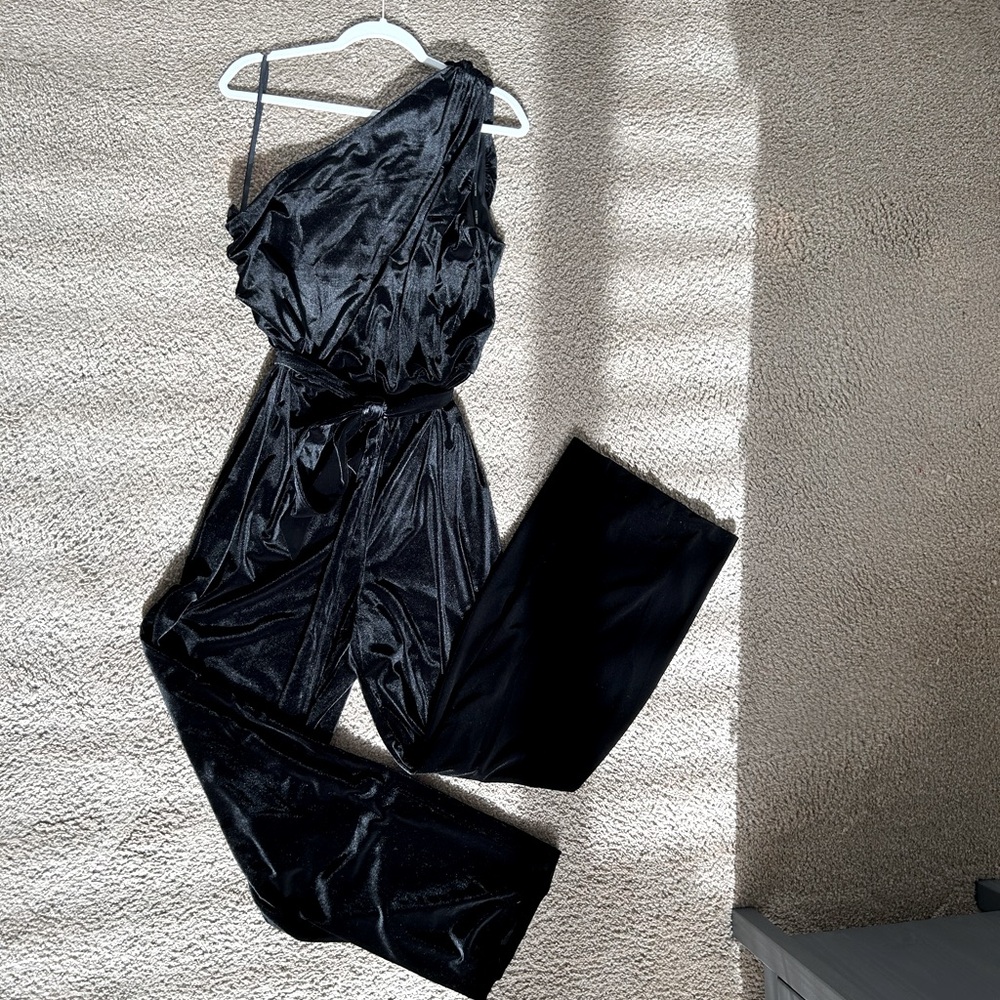 NWT Anne Klein One-Shoulder Velvet Jumpsuit